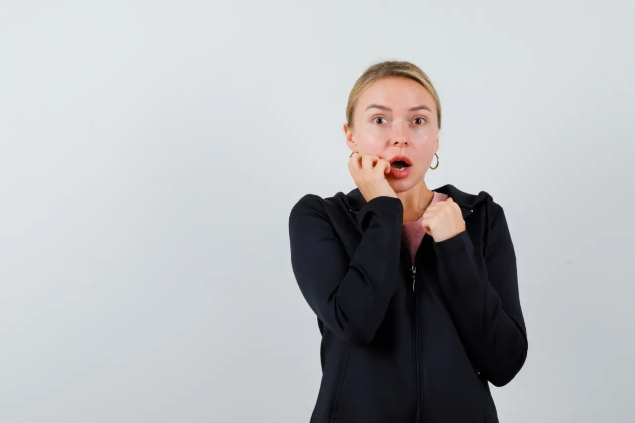 La paura irrazionale dello sporco e dell’unto: ecco cosa si nasconde dietro questa fobia